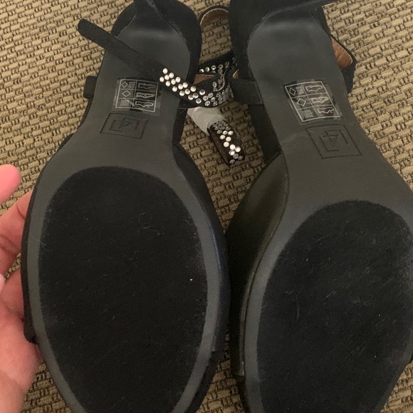 LL sandals - Picture 3 of 4